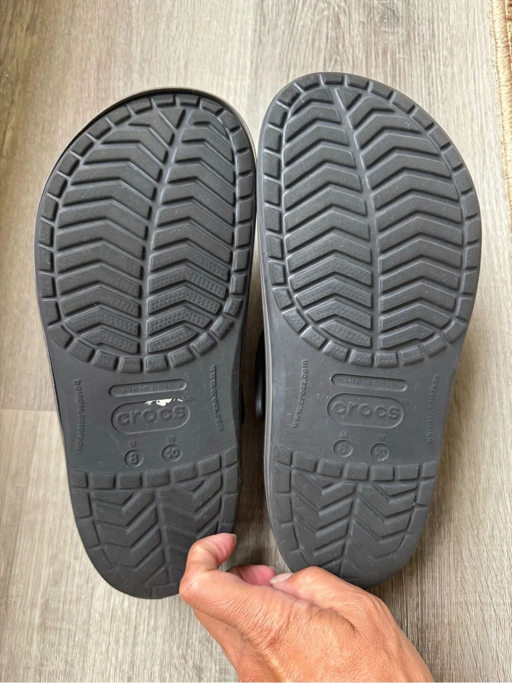 Crocs Crocband Clogs Black Unisex Men’s 8 Women’s 10